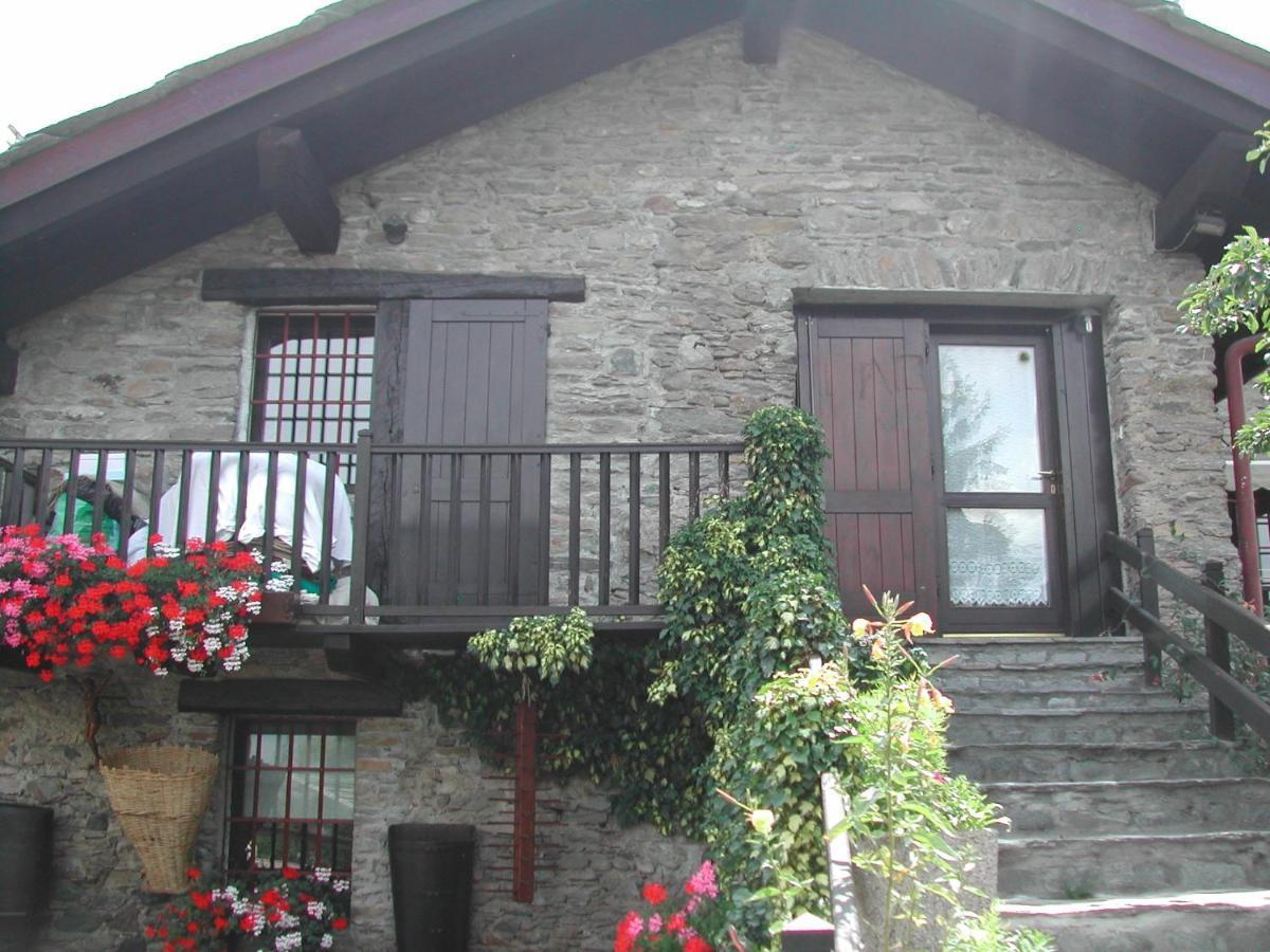 Casa Mimosa Villa Gressan Exteriör bild